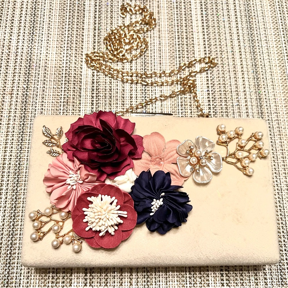 New Velvet Floral Embellished Clutch/Shoulder Bag Cream w/multi Silk flowers.